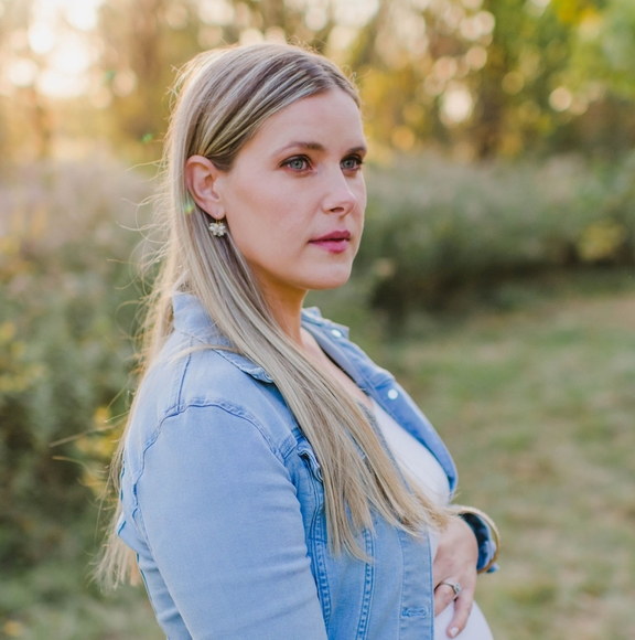 Meet your Posher, Cosmina - Picture 1 of 1